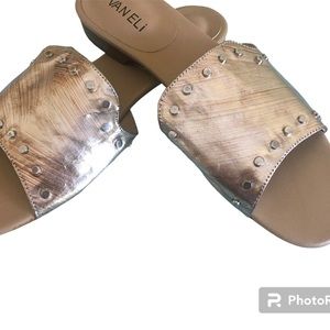 Slip-on Sandals NWOT VANELI gold silver brushed, studded